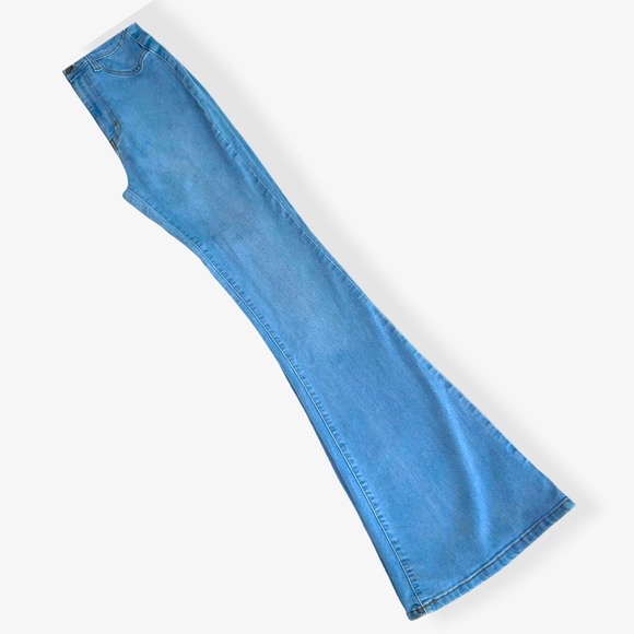 High/mid waist Bell bottom jeans - Picture 1 of 3